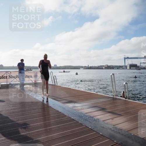 17.08.2025 - KN Förde Triathlon 2025 KatJ http://msf.ph/oto/8577930 17.08.2025 09:18:04 Schwimmen 175, 189, 254, 175, 182, 189, 254 meine-sportfotos.de