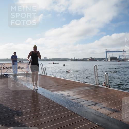 17.08.2025 - KN Förde Triathlon 2025 KatJ http://msf.ph/oto/8577937 17.08.2025 09:18:05 Schwimmen 175, 189, 254, 175, 182, 189, 254 meine-sportfotos.de