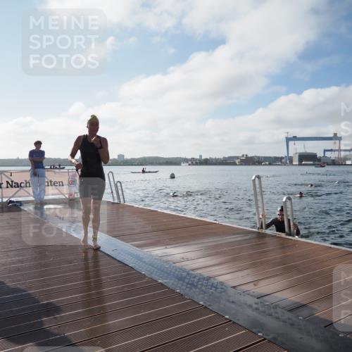 17.08.2025 - KN Förde Triathlon 2025 KatJ http://msf.ph/oto/8577947 17.08.2025 09:18:05 Schwimmen 175, 189, 254, 175, 182, 189, 254 meine-sportfotos.de