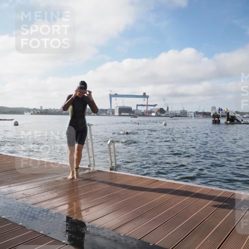 17.08.2025 - KN Förde Triathlon 2025 KatJ http://msf.ph/oto/8577989 17.08.2025 09:18:09 Schwimmen 189, 254, 175, 189, 254 meine-sportfotos.de