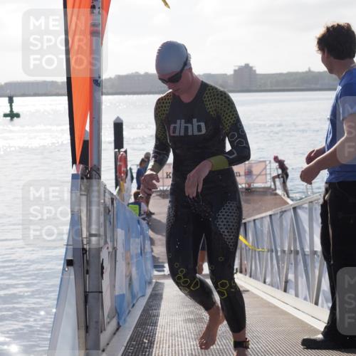 17.08.2025 - KN Förde Triathlon 2025 MichiJ http://msf.ph/oto/8577993 17.08.2025 09:15:12 Schwimmen 133, 145, 147, 152, 143, 145, 147 meine-sportfotos.de
