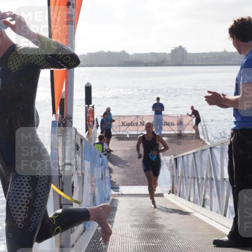 17.08.2025 - KN Förde Triathlon 2025 MichiJ http://msf.ph/oto/8578008 17.08.2025 09:15:12 Schwimmen 133, 145, 147, 152, 143, 145, 147 meine-sportfotos.de