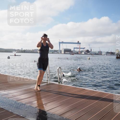 17.08.2025 - KN Förde Triathlon 2025 KatJ http://msf.ph/oto/8578103 17.08.2025 09:18:24 Schwimmen 174, 185, 192, 174, 185, 192 meine-sportfotos.de