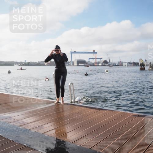 17.08.2025 - KN Förde Triathlon 2025 KatJ http://msf.ph/oto/8578140 17.08.2025 09:18:31 Schwimmen 174, 192, 250, 174, 185, 192, 250 meine-sportfotos.de
