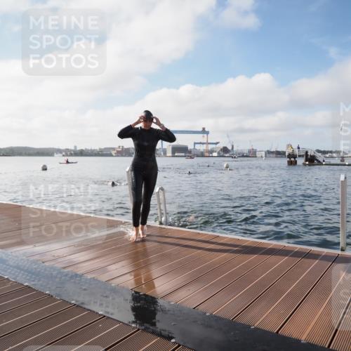 17.08.2025 - KN Förde Triathlon 2025 KatJ http://msf.ph/oto/8578152 17.08.2025 09:18:32 Schwimmen 174, 192, 250, 174, 185, 192, 250 meine-sportfotos.de