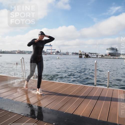 17.08.2025 - KN Förde Triathlon 2025 KatJ http://msf.ph/oto/8578168 17.08.2025 09:18:33 Schwimmen 192, 250, 174, 185, 192, 250 meine-sportfotos.de