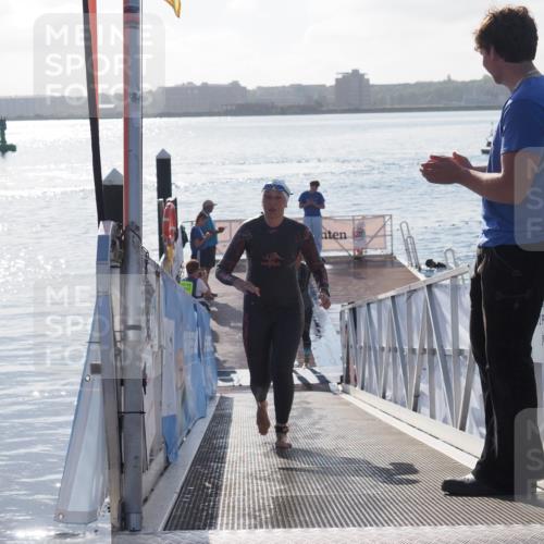 17.08.2025 - KN Förde Triathlon 2025 MichiJ http://msf.ph/oto/8578175 17.08.2025 09:15:32 Schwimmen 141, 143, 149, 131, 141, 149 meine-sportfotos.de