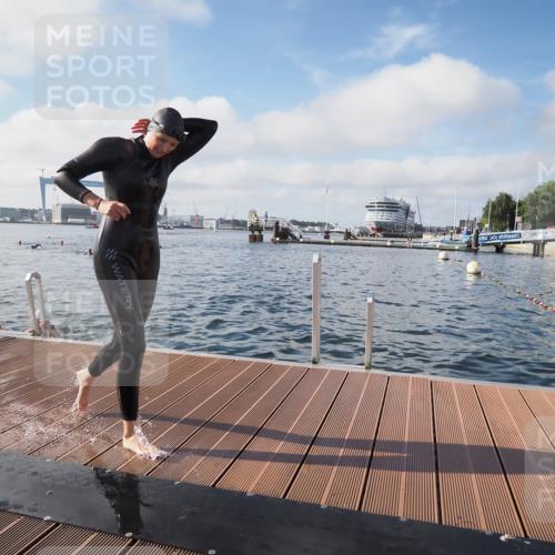 17.08.2025 - KN Förde Triathlon 2025 KatJ http://msf.ph/oto/8578180 17.08.2025 09:18:33 Schwimmen 192, 250, 174, 185, 192, 250 meine-sportfotos.de