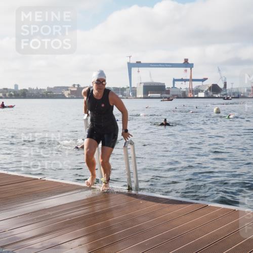 17.08.2025 - KN Förde Triathlon 2025 KatJ http://msf.ph/oto/8578207 17.08.2025 09:18:37 Schwimmen 192, 250, 174, 192, 250 meine-sportfotos.de
