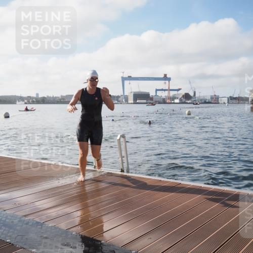 17.08.2025 - KN Förde Triathlon 2025 KatJ http://msf.ph/oto/8578216 17.08.2025 09:18:37 Schwimmen 192, 250, 174, 192, 250 meine-sportfotos.de