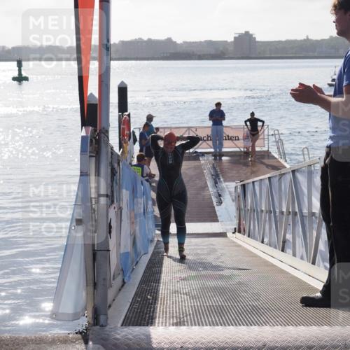 17.08.2025 - KN Förde Triathlon 2025 MichiJ http://msf.ph/oto/8578244 17.08.2025 09:15:38 Schwimmen 141, 149, 131 meine-sportfotos.de