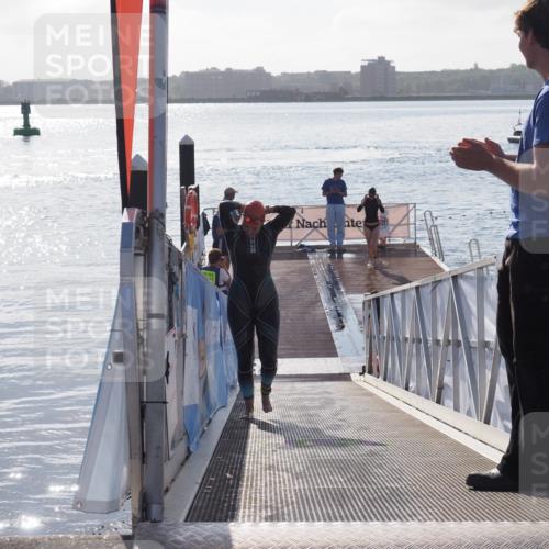 17.08.2025 - KN Förde Triathlon 2025 MichiJ http://msf.ph/oto/8578271 17.08.2025 09:15:39 Schwimmen 141, 149, 131 meine-sportfotos.de