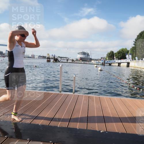 17.08.2025 - KN Förde Triathlon 2025 KatJ http://msf.ph/oto/8578310 17.08.2025 09:18:50 Schwimmen 153, 153, 250 meine-sportfotos.de