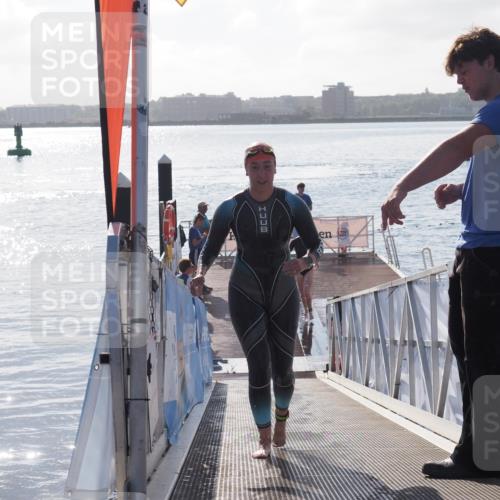 17.08.2025 - KN Förde Triathlon 2025 MichiJ http://msf.ph/oto/8578345 17.08.2025 09:15:41 Schwimmen 141, 149, 131 meine-sportfotos.de