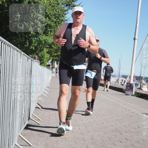 17.08.2025 - KN Förde Triathlon 2025 KatJ http://msf.ph/oto/8578349 17.08.2025 12:14:12 Laufen 294, 374, 380, 611 meine-sportfotos.de