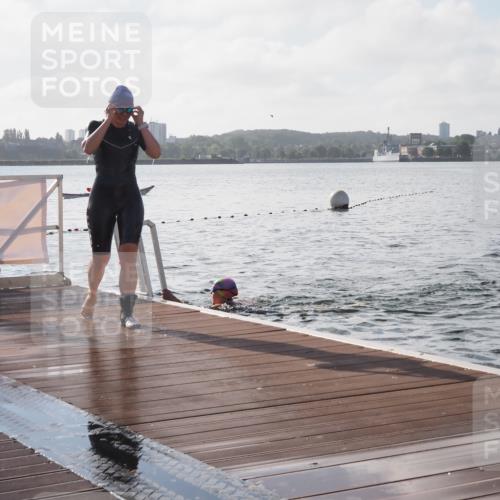 17.08.2025 - KN Förde Triathlon 2025 KatJ http://msf.ph/oto/8578392 17.08.2025 09:19:07 Schwimmen 173, 184, 219, 220, 173, 184, 219, 220 meine-sportfotos.de