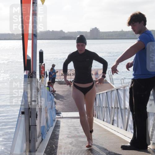 17.08.2025 - KN Förde Triathlon 2025 MichiJ http://msf.ph/oto/8578393 17.08.2025 09:15:47 Schwimmen 131, 141, 131, 168 meine-sportfotos.de