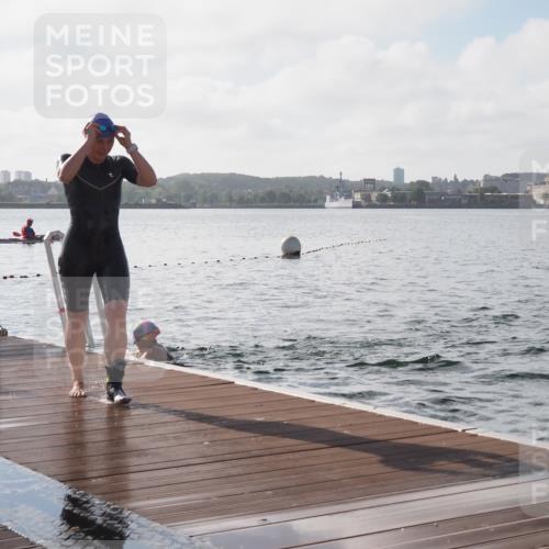 17.08.2025 - KN Förde Triathlon 2025 KatJ http://msf.ph/oto/8578415 17.08.2025 09:19:07 Schwimmen 173, 184, 219, 220, 173, 184, 219, 220 meine-sportfotos.de