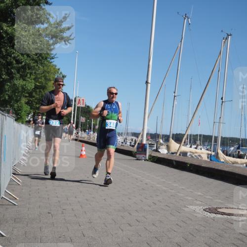 17.08.2025 - KN Förde Triathlon 2025 KatJ http://msf.ph/oto/8578447 17.08.2025 12:14:35 Laufen 302, 337, 348 meine-sportfotos.de
