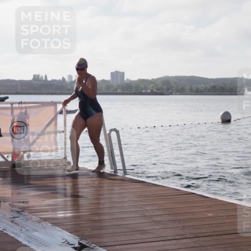 17.08.2025 - KN Förde Triathlon 2025 KatJ http://msf.ph/oto/8578460 17.08.2025 09:19:11 Schwimmen 173, 184, 219, 220, 173, 184, 219, 220 meine-sportfotos.de