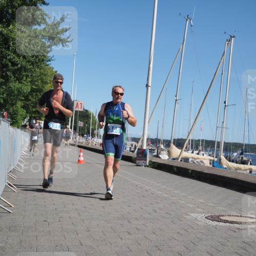 17.08.2025 - KN Förde Triathlon 2025 KatJ http://msf.ph/oto/8578461 17.08.2025 12:14:36 Laufen 302, 337, 348 meine-sportfotos.de