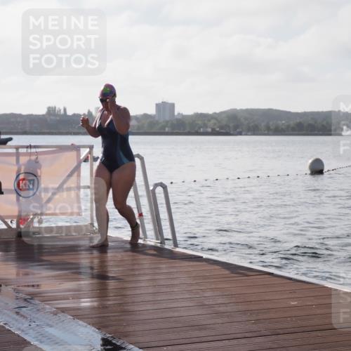 17.08.2025 - KN Förde Triathlon 2025 KatJ http://msf.ph/oto/8578464 17.08.2025 09:19:11 Schwimmen 173, 184, 219, 220, 173, 184, 219, 220 meine-sportfotos.de