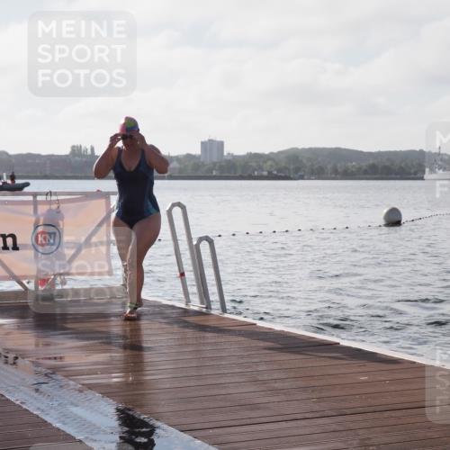 17.08.2025 - KN Förde Triathlon 2025 KatJ http://msf.ph/oto/8578473 17.08.2025 09:19:12 Schwimmen 173, 184, 219, 220, 173, 184, 219, 220 meine-sportfotos.de
