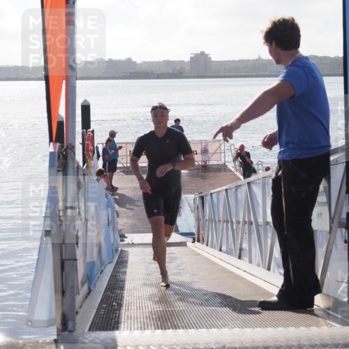 17.08.2025 - KN Förde Triathlon 2025 MichiJ http://msf.ph/oto/8578491 17.08.2025 09:16:03 Schwimmen 168, 137, 156, 162, 168 meine-sportfotos.de