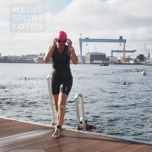 17.08.2025 - KN Förde Triathlon 2025 KatJ http://msf.ph/oto/8578540 17.08.2025 09:19:25 Schwimmen 183, 186, 187, 183, 186, 187, 219, 220 meine-sportfotos.de
