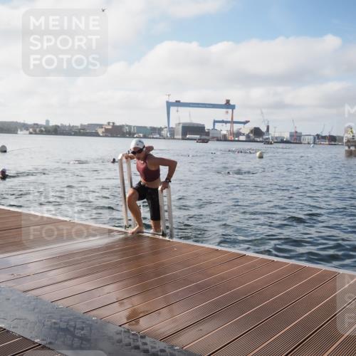 17.08.2025 - KN Förde Triathlon 2025 KatJ http://msf.ph/oto/8578580 17.08.2025 09:19:28 Schwimmen 183, 186, 187, 183, 186, 187 meine-sportfotos.de