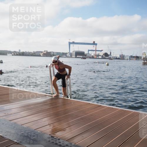 17.08.2025 - KN Förde Triathlon 2025 KatJ http://msf.ph/oto/8578585 17.08.2025 09:19:29 Schwimmen 183, 186, 187, 183, 186, 187 meine-sportfotos.de