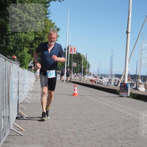 17.08.2025 - KN Förde Triathlon 2025 KatJ http://msf.ph/oto/8578613 17.08.2025 12:15:02 Laufen 338, 635 meine-sportfotos.de