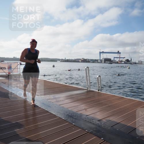 17.08.2025 - KN Förde Triathlon 2025 KatJ http://msf.ph/oto/8578677 17.08.2025 09:19:32 Schwimmen 183, 186, 187, 183, 186, 187 meine-sportfotos.de