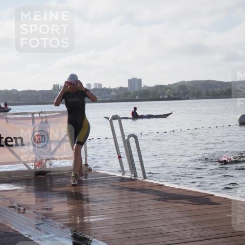 17.08.2025 - KN Förde Triathlon 2025 KatJ http://msf.ph/oto/8578718 17.08.2025 09:19:41 Schwimmen 163, 190, 163, 186, 187, 190 meine-sportfotos.de