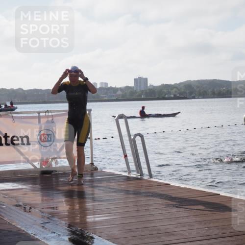 17.08.2025 - KN Förde Triathlon 2025 KatJ http://msf.ph/oto/8578727 17.08.2025 09:19:41 Schwimmen 163, 190, 163, 186, 187, 190 meine-sportfotos.de