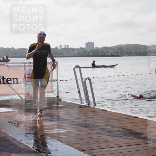 17.08.2025 - KN Förde Triathlon 2025 KatJ http://msf.ph/oto/8578731 17.08.2025 09:19:42 Schwimmen 163, 190, 202, 163, 186, 187, 190 meine-sportfotos.de