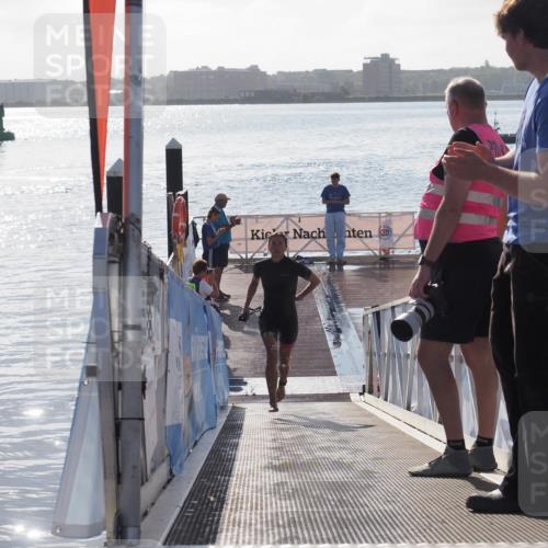 17.08.2025 - KN Förde Triathlon 2025 MichiJ http://msf.ph/oto/8578780 17.08.2025 09:16:30 Schwimmen 164, 166, 144, 160, 166, 172 meine-sportfotos.de