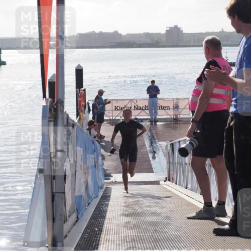 17.08.2025 - KN Förde Triathlon 2025 MichiJ http://msf.ph/oto/8578784 17.08.2025 09:16:30 Schwimmen 164, 166, 144, 160, 166, 172 meine-sportfotos.de