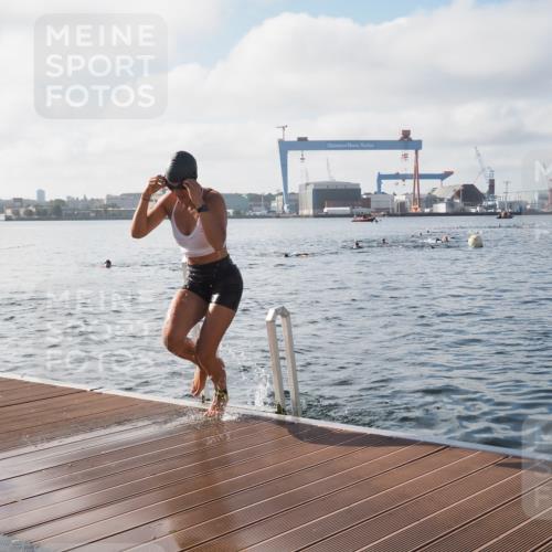 17.08.2025 - KN Förde Triathlon 2025 KatJ http://msf.ph/oto/8578808 17.08.2025 09:19:48 Schwimmen 163, 190, 202, 163, 190, 202 meine-sportfotos.de