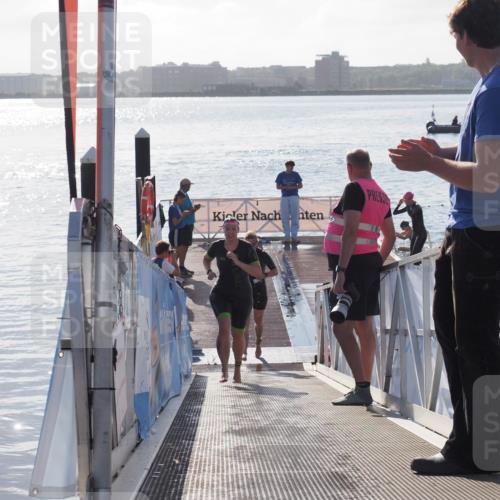 17.08.2025 - KN Förde Triathlon 2025 MichiJ http://msf.ph/oto/8578872 17.08.2025 09:16:37 Schwimmen 144, 160, 166, 144, 160, 172, 176 meine-sportfotos.de