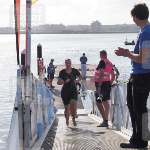 17.08.2025 - KN Förde Triathlon 2025 MichiJ http://msf.ph/oto/8578925 17.08.2025 09:16:38 Schwimmen 144, 160, 166, 144, 160, 172, 176 meine-sportfotos.de