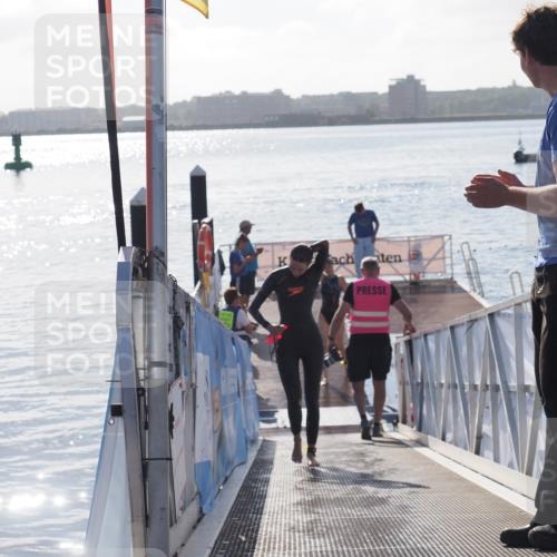 17.08.2025 - KN Förde Triathlon 2025 MichiJ http://msf.ph/oto/8579077 17.08.2025 09:16:46 Schwimmen 144, 160, 172, 176 meine-sportfotos.de