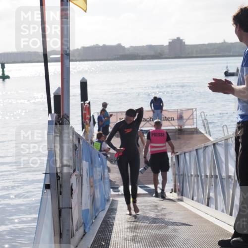 17.08.2025 - KN Förde Triathlon 2025 MichiJ http://msf.ph/oto/8579094 17.08.2025 09:16:46 Schwimmen 144, 160, 172, 176 meine-sportfotos.de