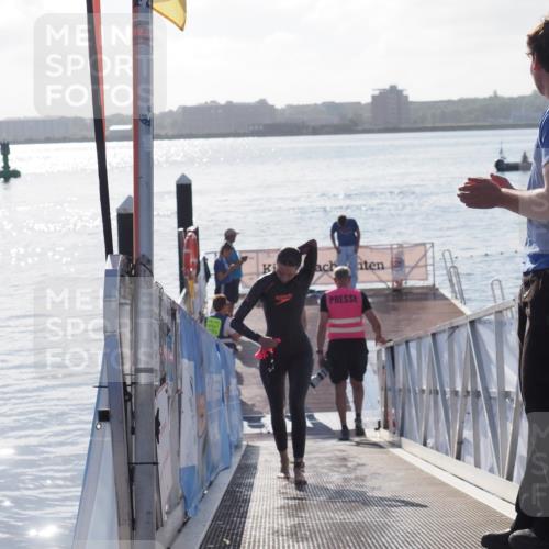 17.08.2025 - KN Förde Triathlon 2025 MichiJ http://msf.ph/oto/8579104 17.08.2025 09:16:46 Schwimmen 144, 160, 172, 176 meine-sportfotos.de