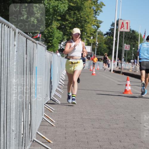 17.08.2025 - KN Förde Triathlon 2025 KatJ http://msf.ph/oto/8579124 17.08.2025 12:15:40 Laufen 311, 334, 630 meine-sportfotos.de