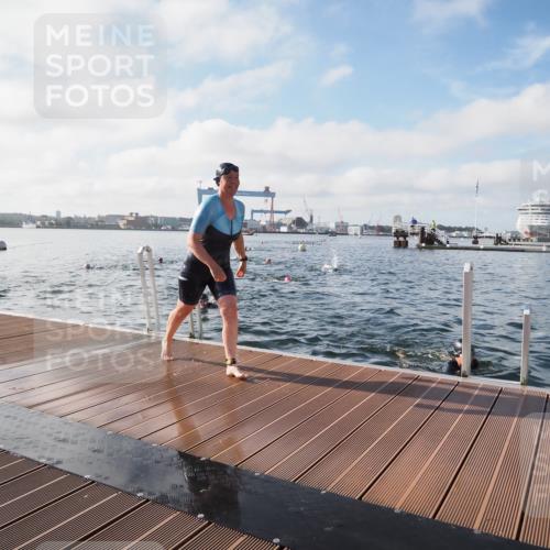 17.08.2025 - KN Förde Triathlon 2025 KatJ http://msf.ph/oto/8579214 17.08.2025 09:20:28 Schwimmen 188, 211, 240, 241, 196, 211, 240 meine-sportfotos.de