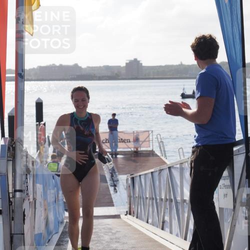 17.08.2025 - KN Förde Triathlon 2025 MichiJ http://msf.ph/oto/8579234 17.08.2025 09:16:53 Schwimmen 172, 176 meine-sportfotos.de