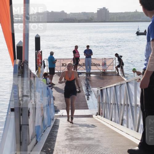 17.08.2025 - KN Förde Triathlon 2025 MichiJ http://msf.ph/oto/8579275 17.08.2025 09:17:11 Schwimmen 158, 158, 169, 204 meine-sportfotos.de