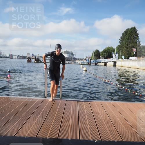 17.08.2025 - KN Förde Triathlon 2025 KatJ http://msf.ph/oto/8579276 17.08.2025 09:20:35 Schwimmen 188, 211, 228, 240, 241, 188, 211, 240, 241 meine-sportfotos.de