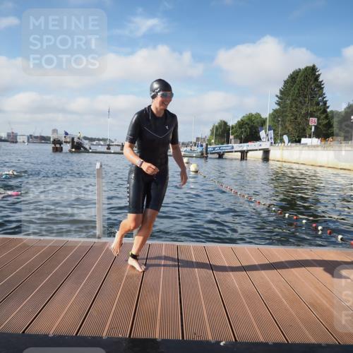 17.08.2025 - KN Förde Triathlon 2025 KatJ http://msf.ph/oto/8579299 17.08.2025 09:20:36 Schwimmen 188, 228, 240, 241, 188, 211, 228, 240, 241 meine-sportfotos.de